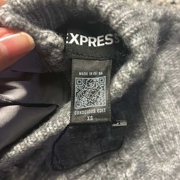 Express sweater, size XS - Picture 3 of 4